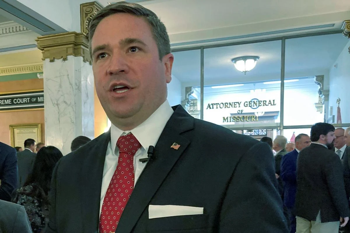 Missouri Lawyers: Andrew Bailey Should Follow The Law Or Step Down